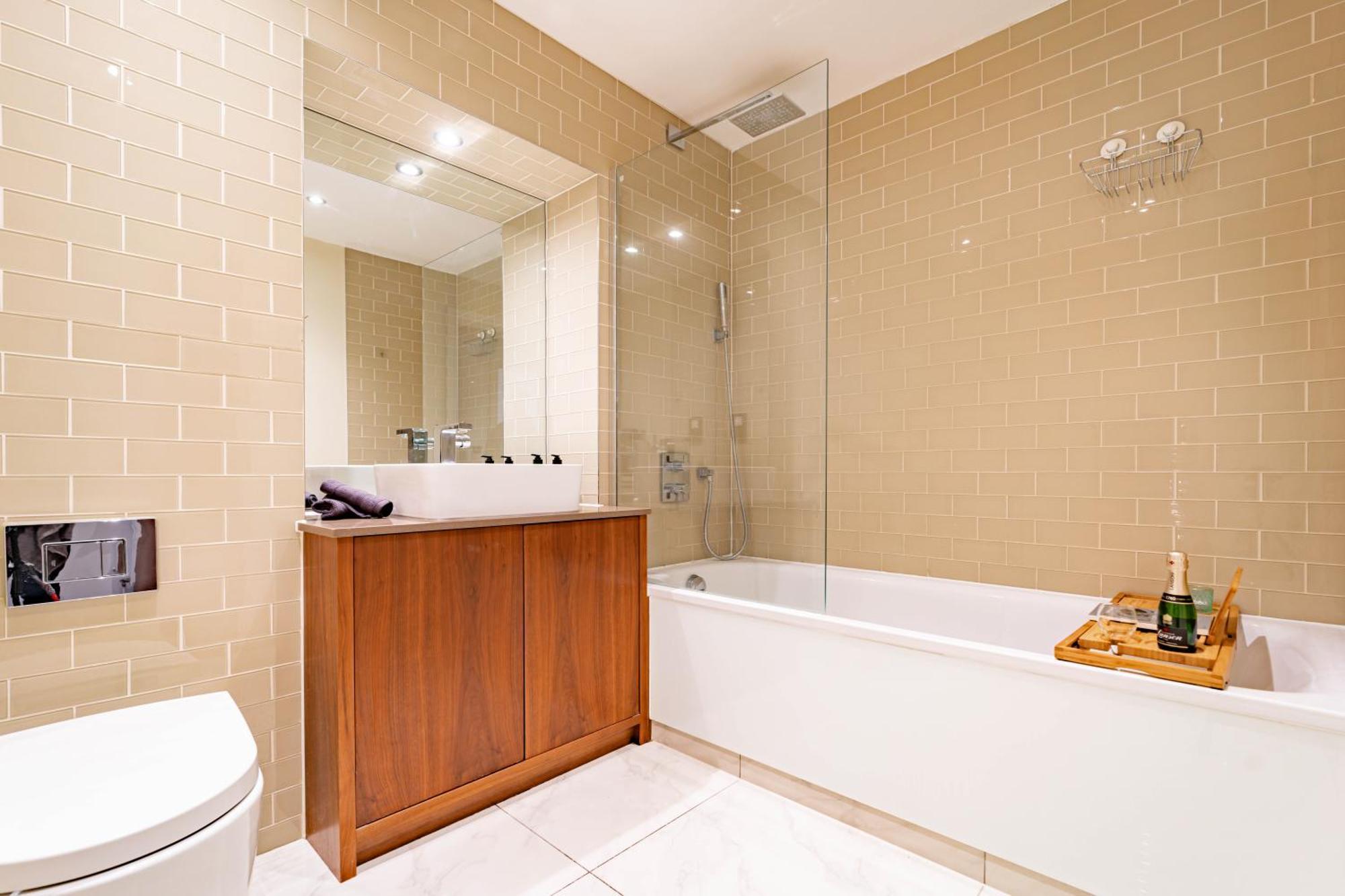 Stylish And Comfortable Canary Wharf Apartment Perfect For Long Stays London Exteriör bild